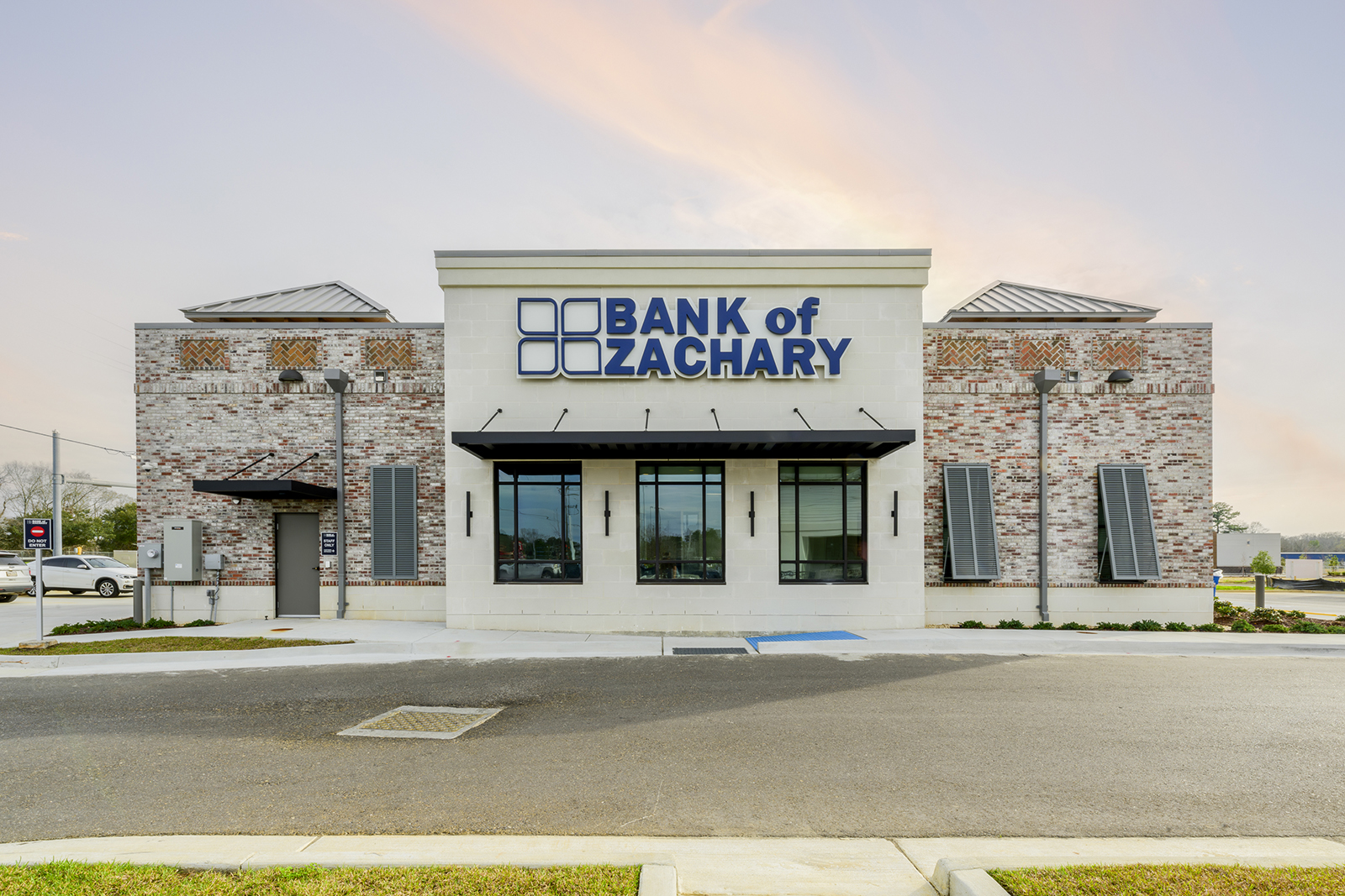 Bank of Zachary - Central